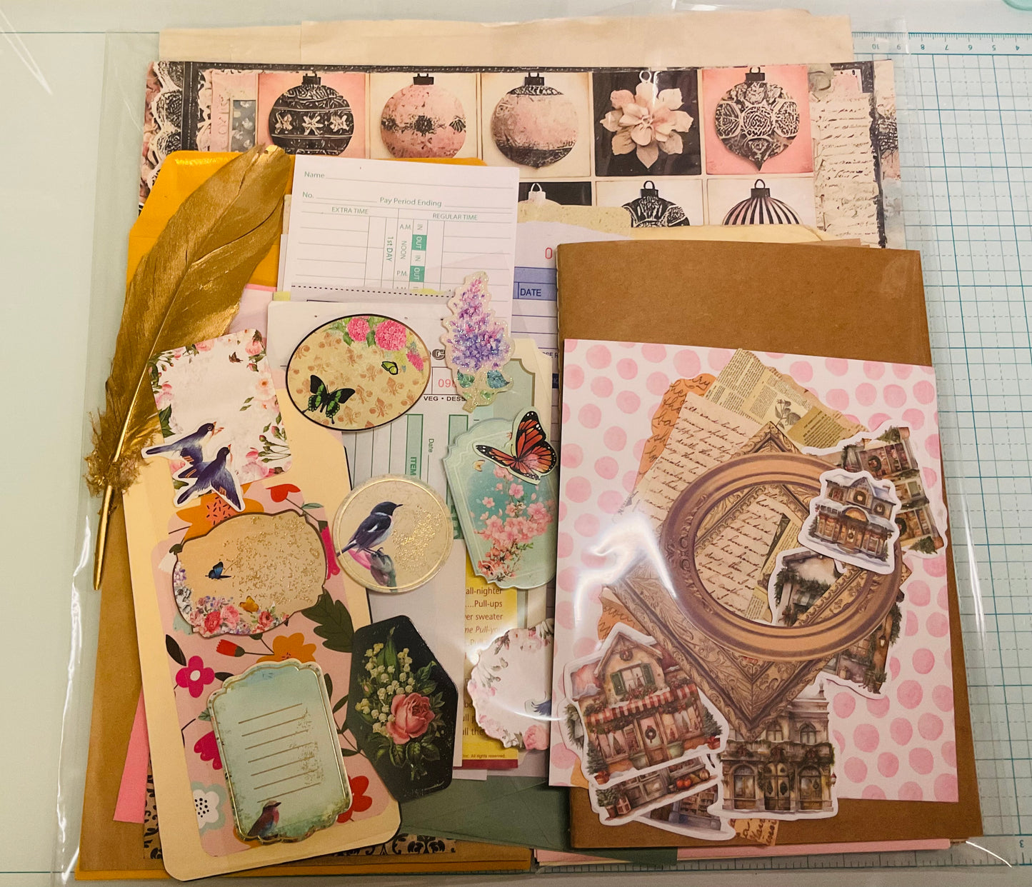 Holiday Junk Journal Kit