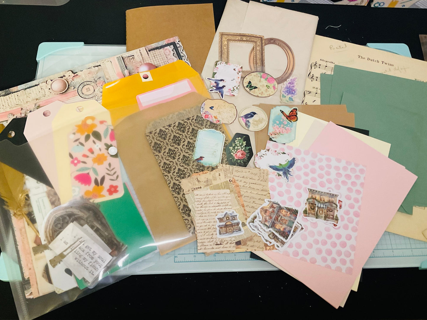 Holiday Junk Journal Kit